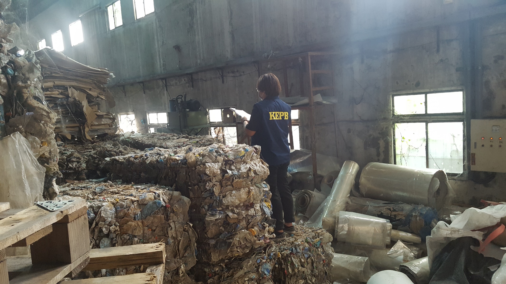 防堵產業用料洋垃圾入侵　高市府加強查核...
