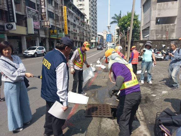 汛期將屆　針對高市易積水地區側溝加強清疏...