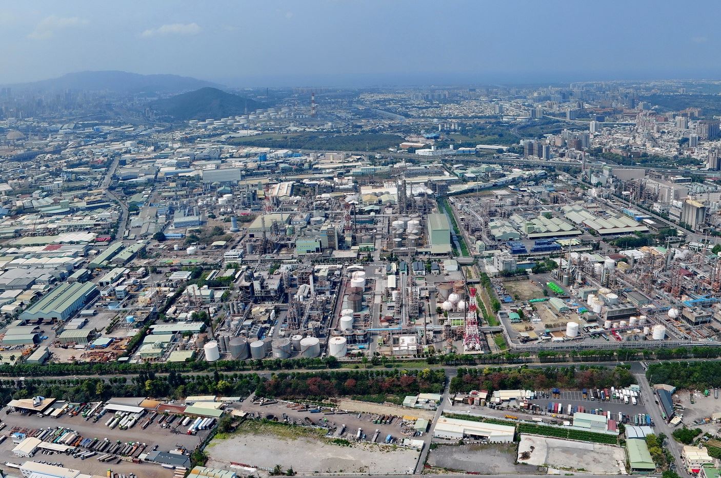 大社工業區遷廠今要改降編「甲工」　高雄市都發局︰得向...