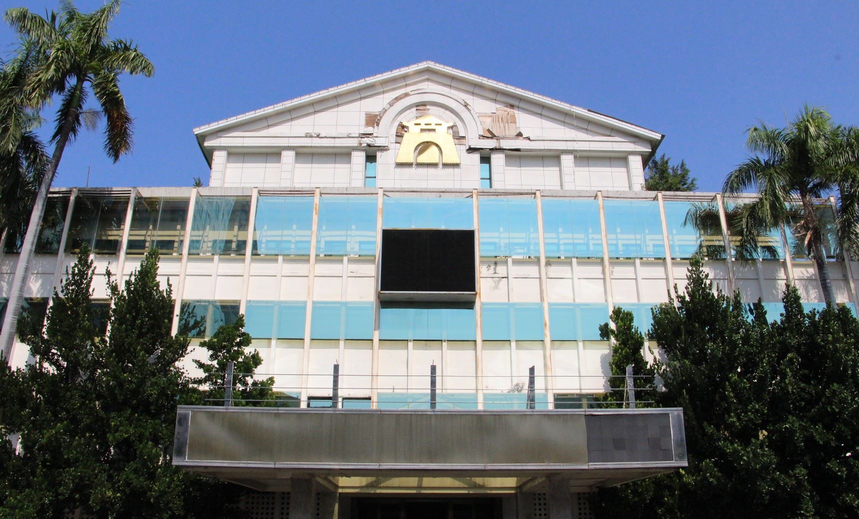 訪高市議會舊址  葉匡時:活化文化資產帶動經濟發展...