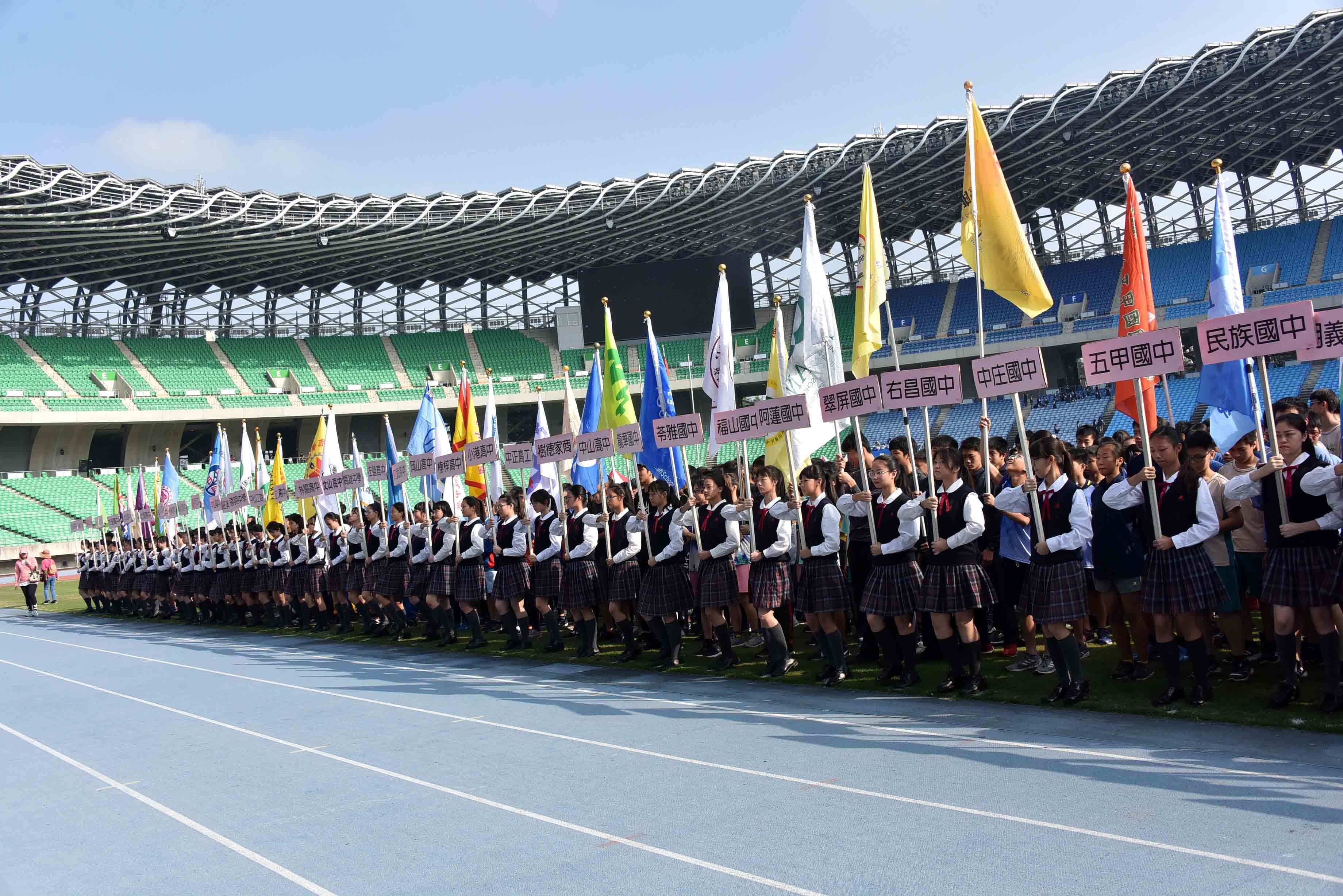 高雄市中等學校運動會開幕　 葉匡時出席為選手加油...