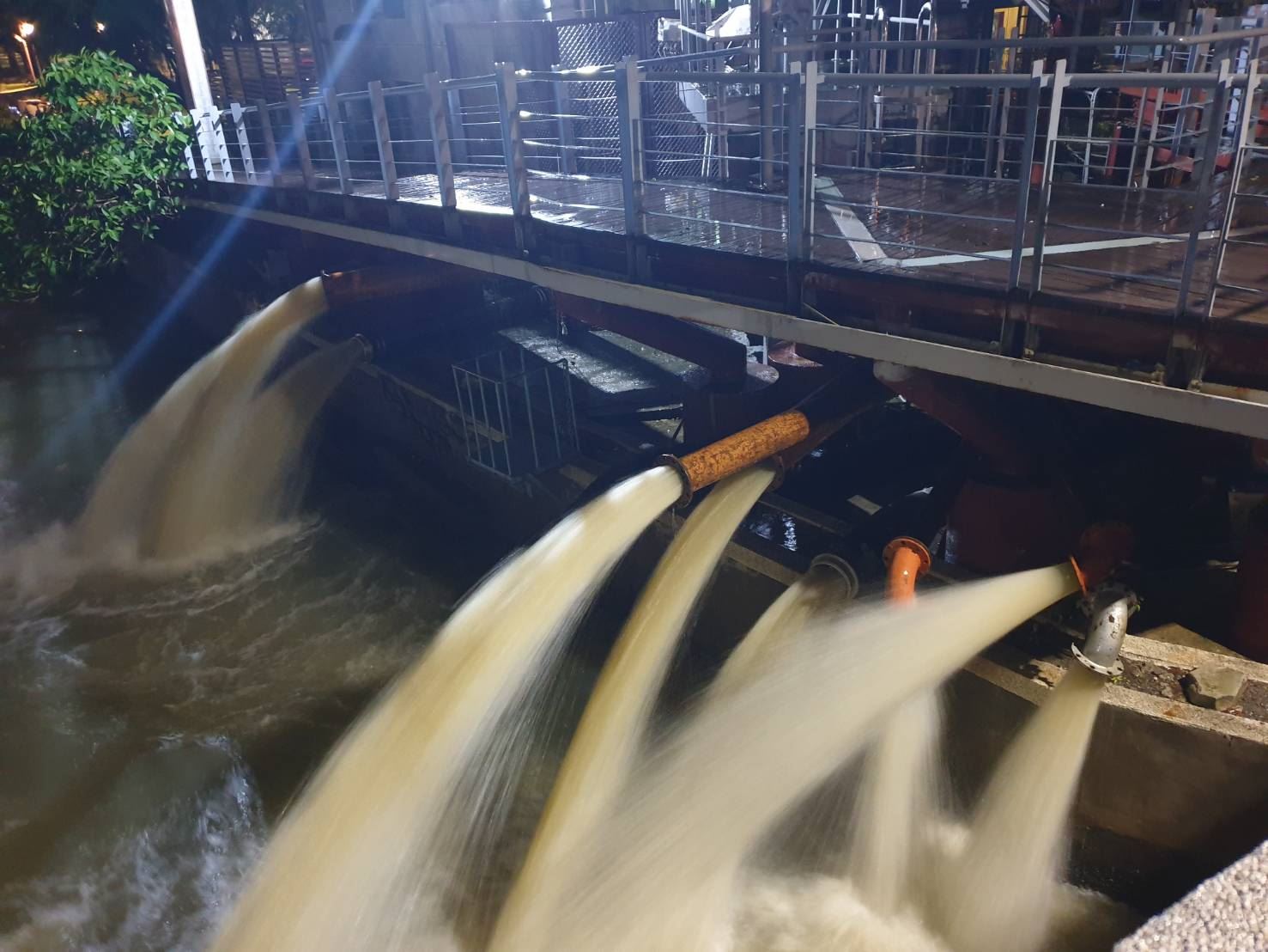 鋒面滯留豪雨強襲高雄  韓國瑜:持續警戒並加強防範...