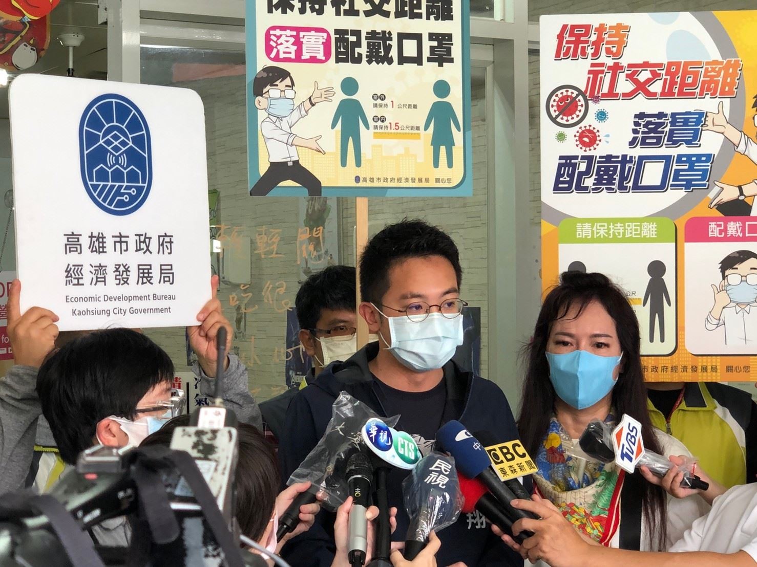高市餐飲業22日起禁內用 經發局局長親赴商圈...