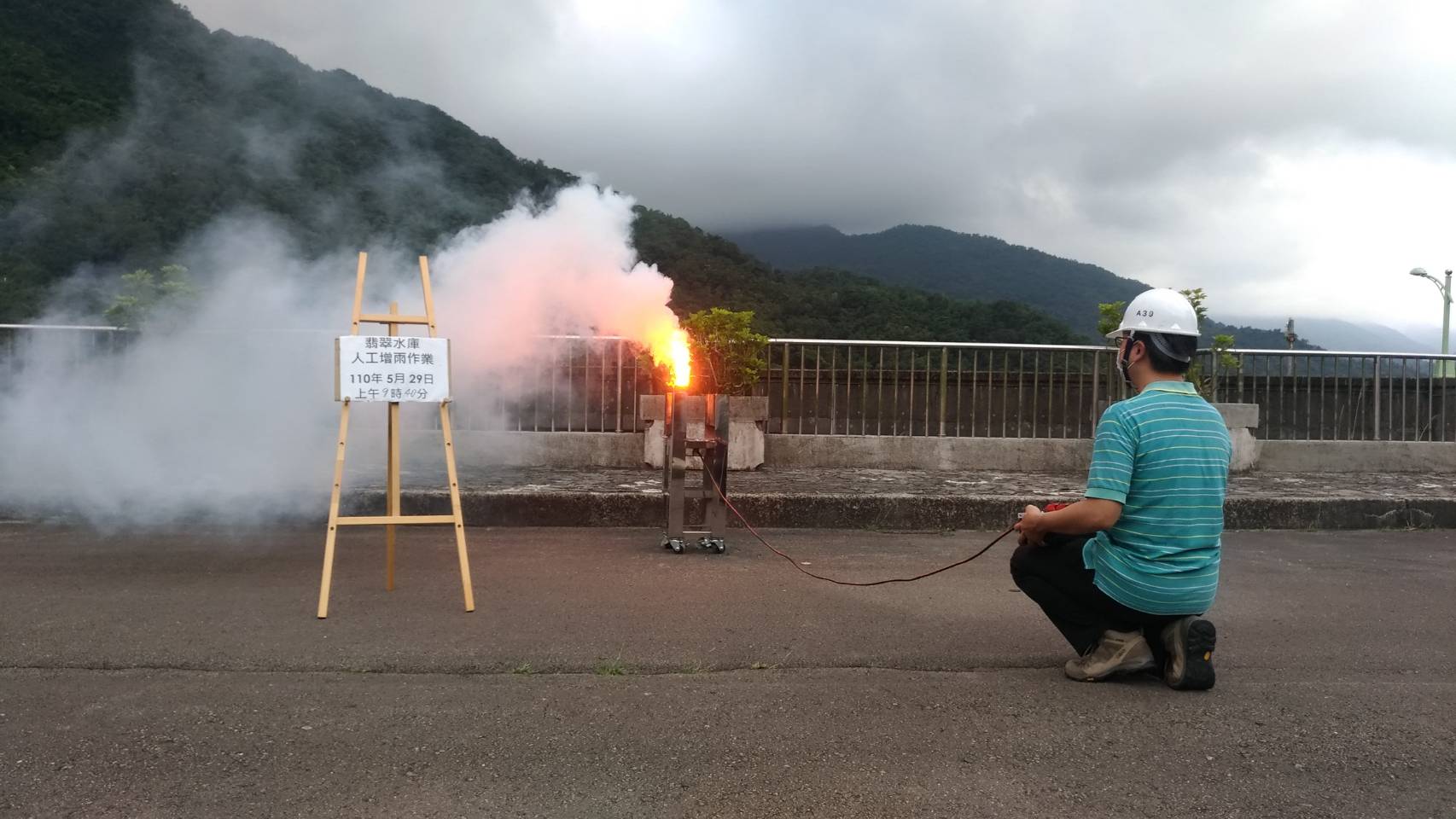 掌握梅雨鋒面滯留時機 翡翠水庫接連施作人工增雨...