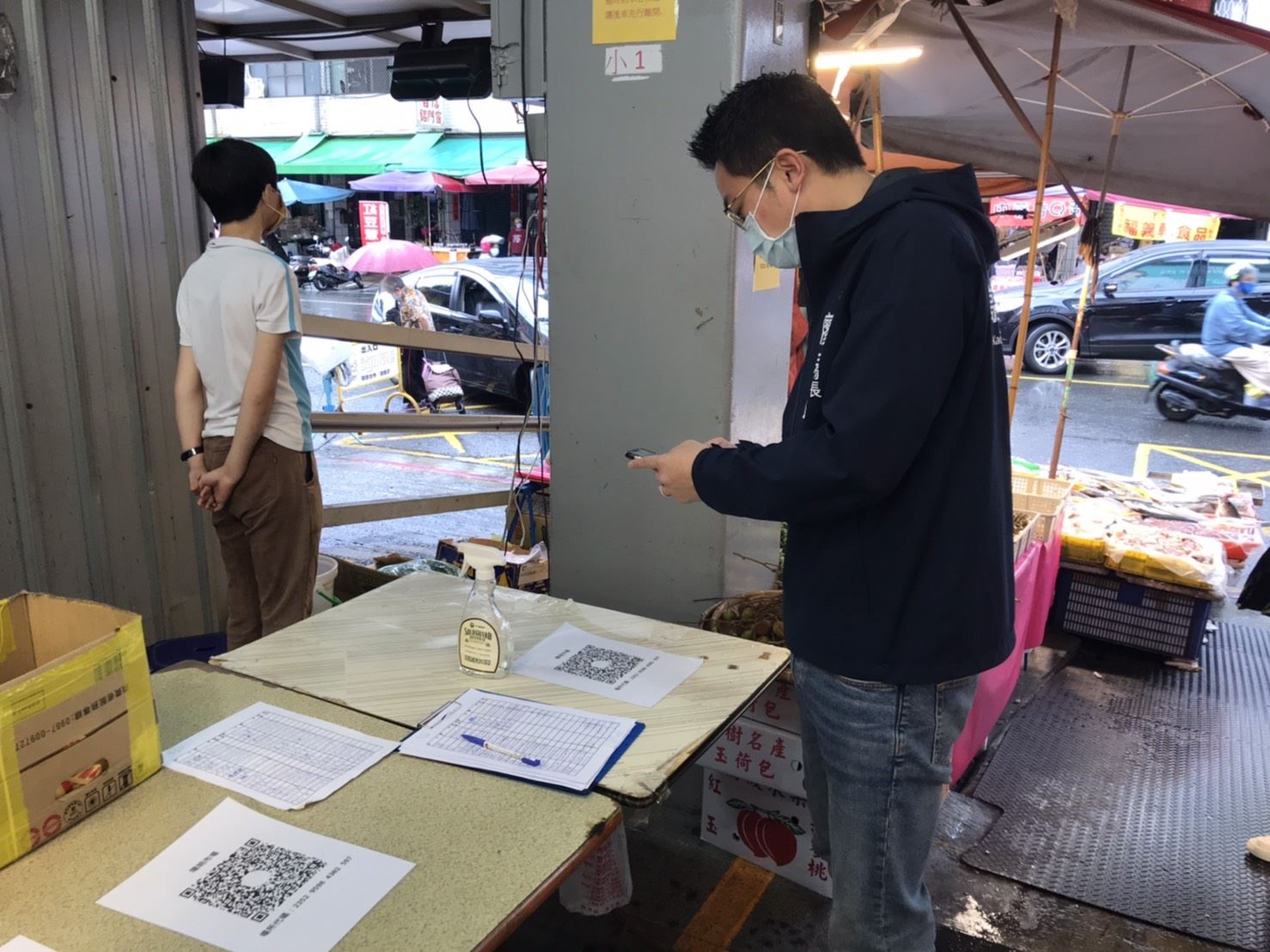高市府持續傳統市場防疫稽查 呼籲市民每週買一次，分流採...