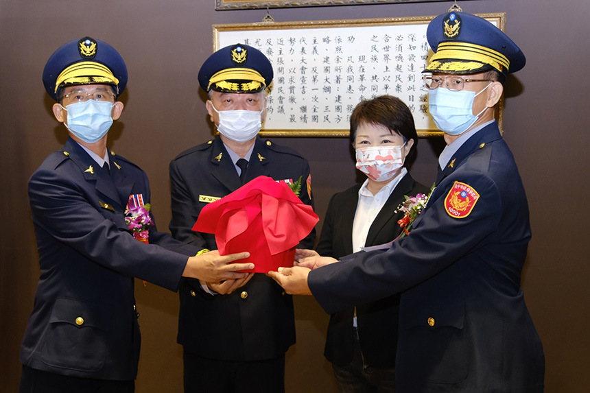 對台中治安交通改善寓重望  盧秀燕親自監交警局分局長交...