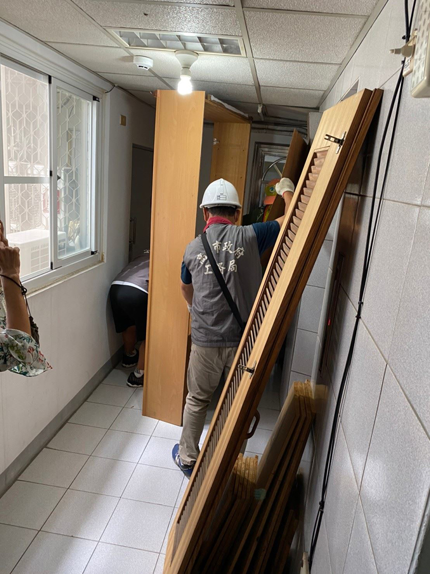高市1,099棟舊大樓逃生通道障礙  排拆完成
