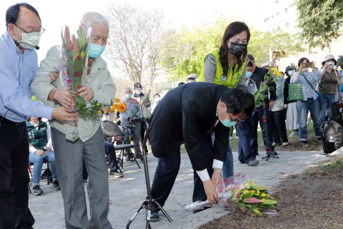 走一段民主路 黃偉哲宣布將設立「湯德章大道一號」...