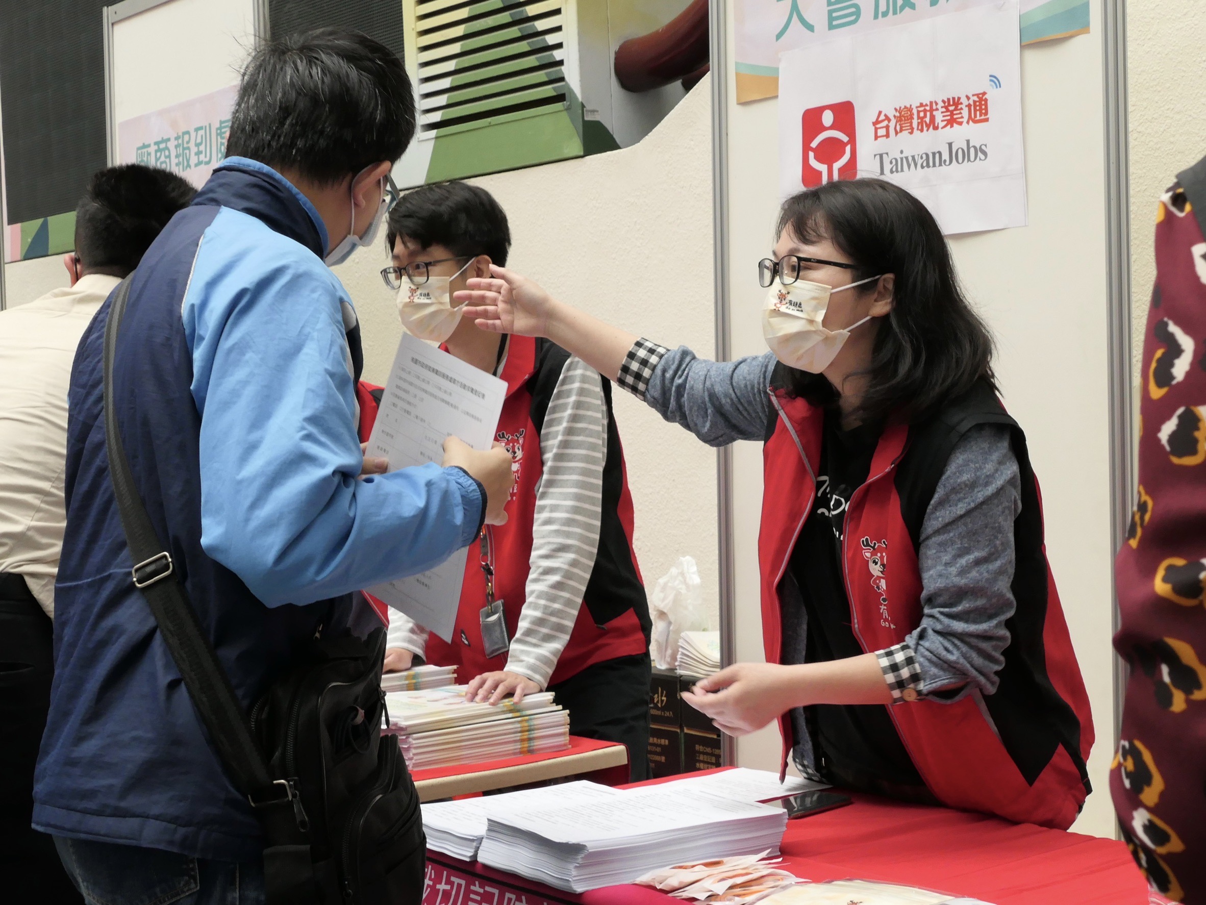 開鹿先鋒 職達成功 桃市府樂齡亮點場徵才活動媒合率逾8成...