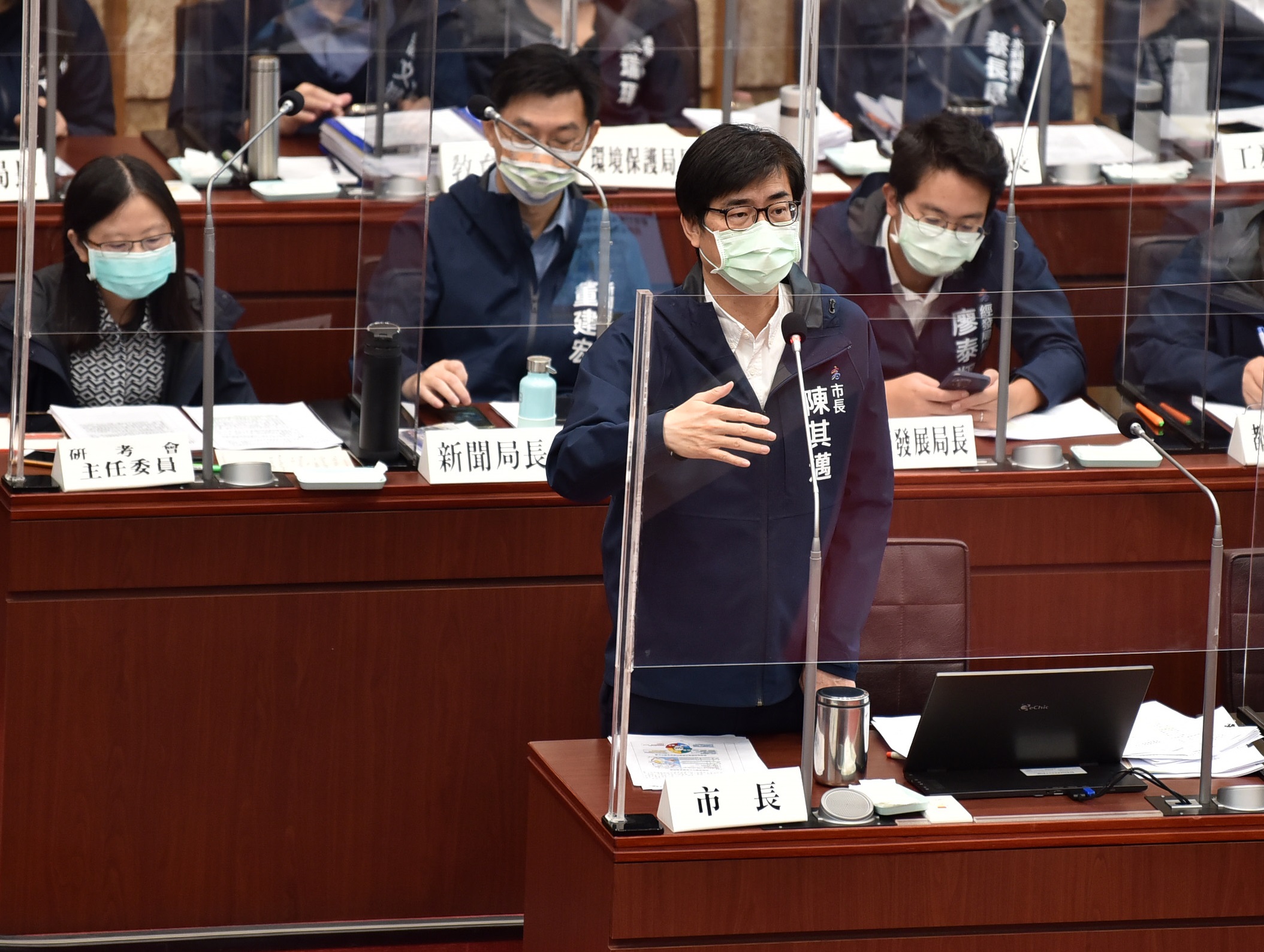 油廠國小改制評估案 陳其邁：現有學區學童就學權益不受影...