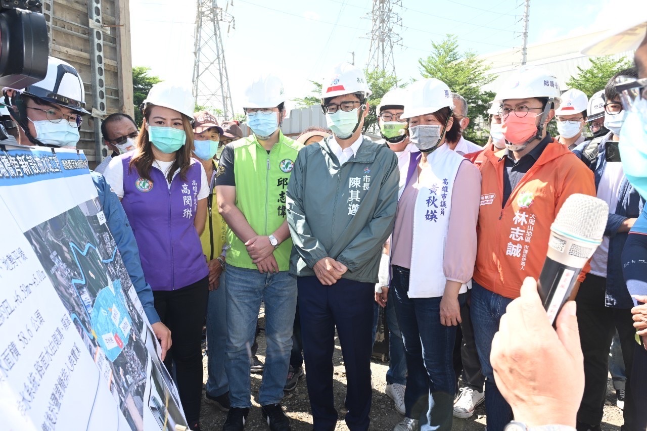 視察橋頭鹽埔橋抽水站工程進度 汛期將屆高市府全力整備防...