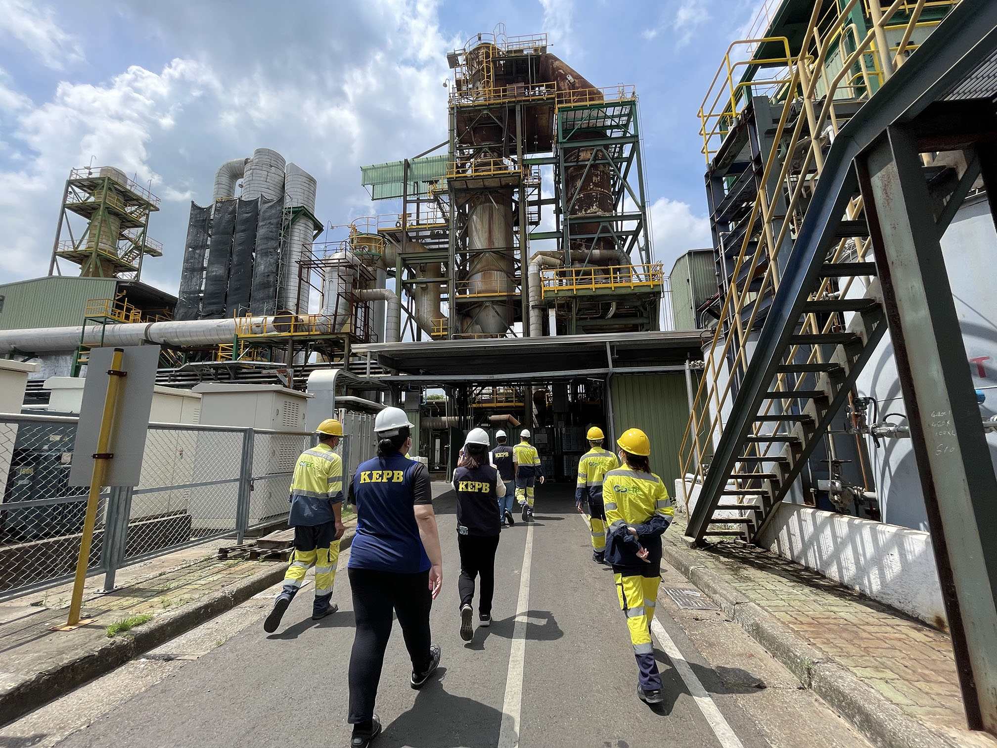 高雄市五大工業區深度稽查加速廠商改善減少空污排放...