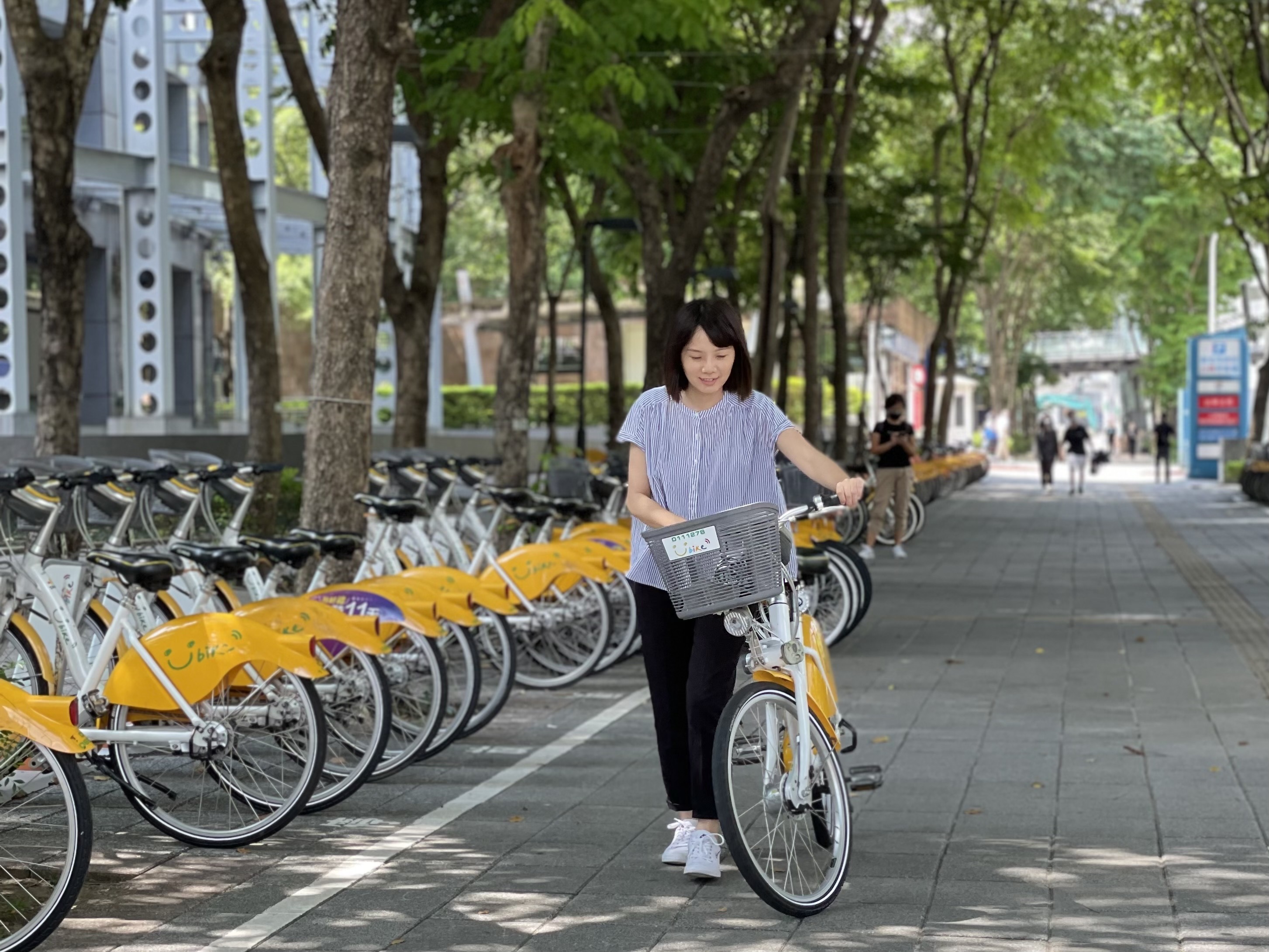 922世界無車日 騎新北YouBike「一騎減碳愛地球」...