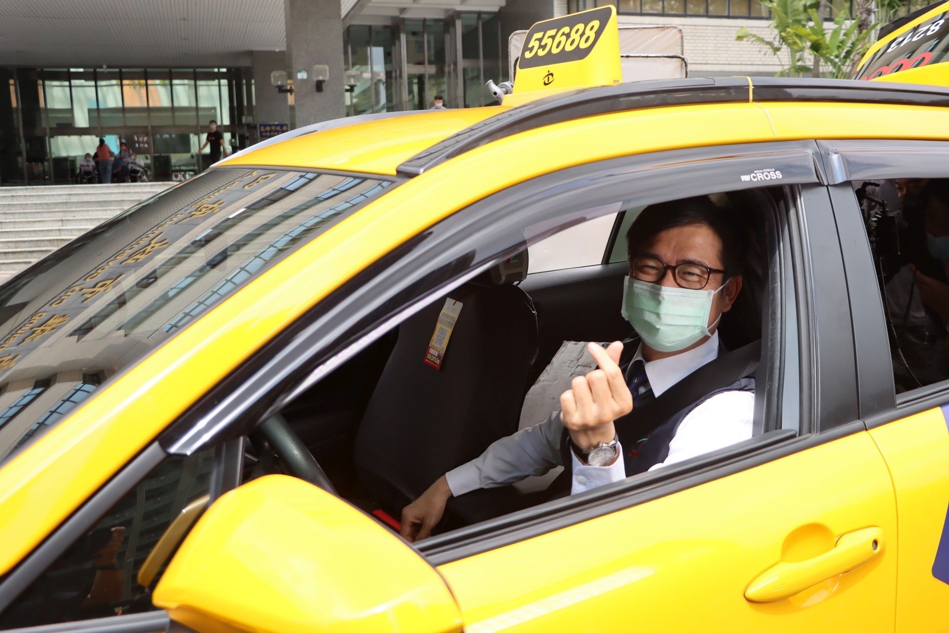 陳其邁送你去產檢 高市孕婦皆補助28趟計程車...