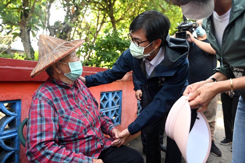 高雄番茄病害嚴重影響收成  農委會允諾啟動救助 陳其邁：...