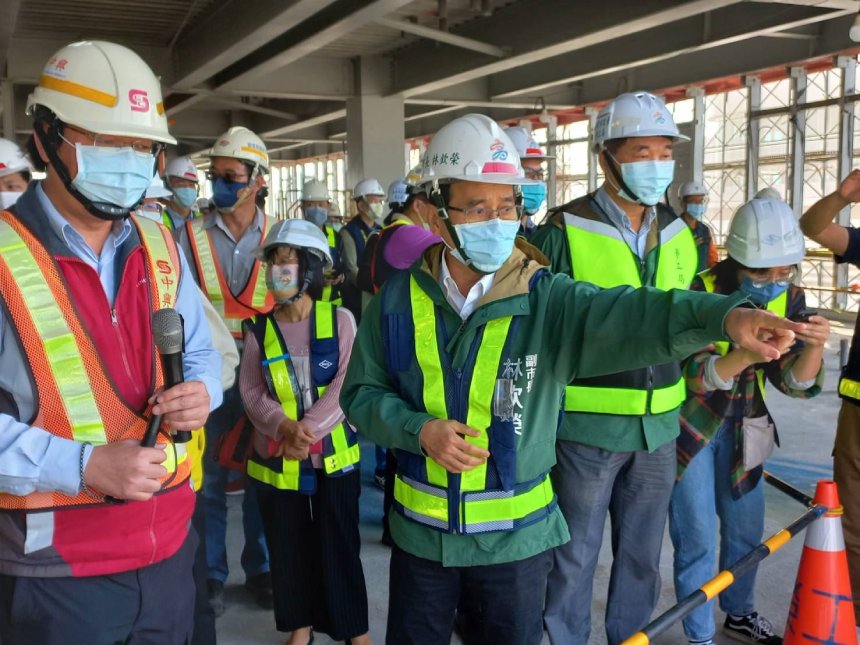 鐵路地下化新高雄車站逐漸成形 林欽榮副市長率隊工安稽查 ...