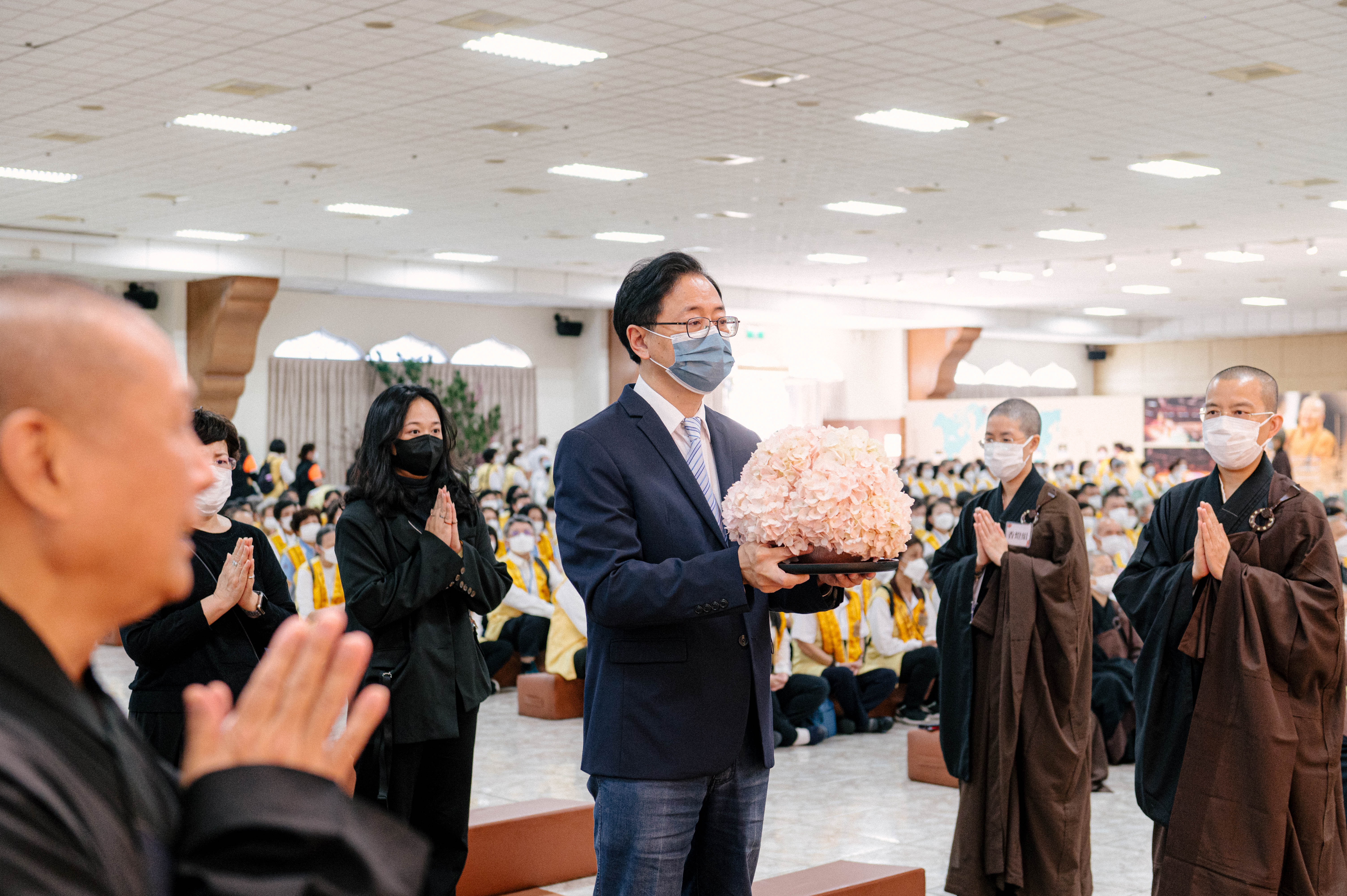 張市長赴佛光山悼念星雲大師 盼各界繼承推廣世界和平遺志...