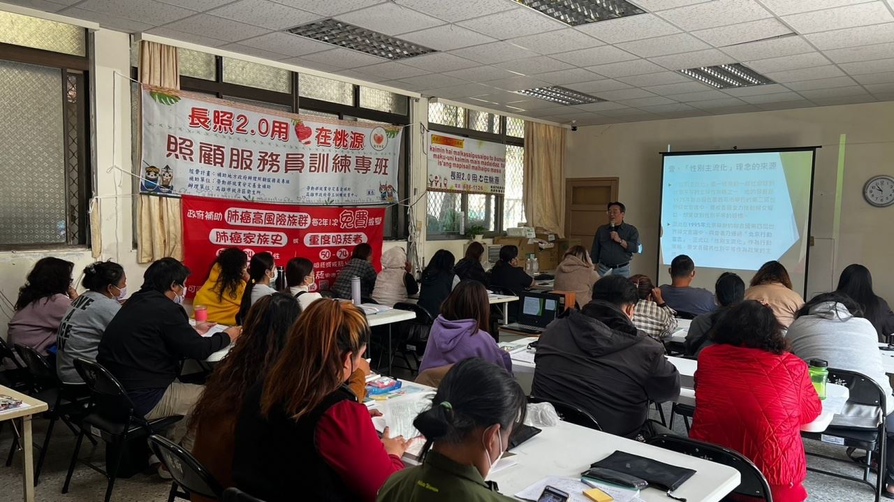 讓長輩「樂」來越快樂 高市勞工局照服員訓練班助他開啟輔...