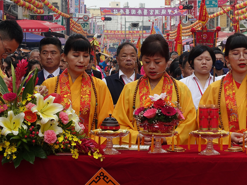 大甲媽抵新港奉天宮祝壽  祈願台灣平順安康...