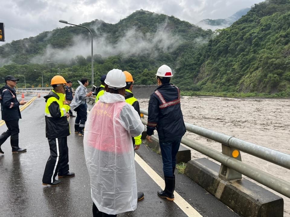 卡努颱風雨彈炸高雄山區  陳其邁市長前往桃源區撒拉阿塢...