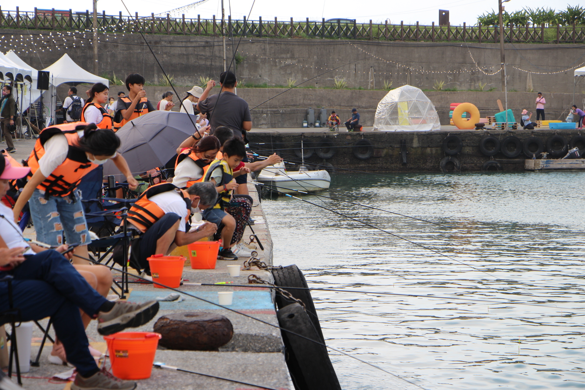 草里漁港成藝術的釣魚聖地  多項精彩展演...