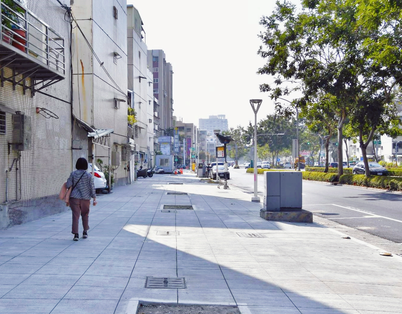 南京路人行道改善 五甲社區步行更安全