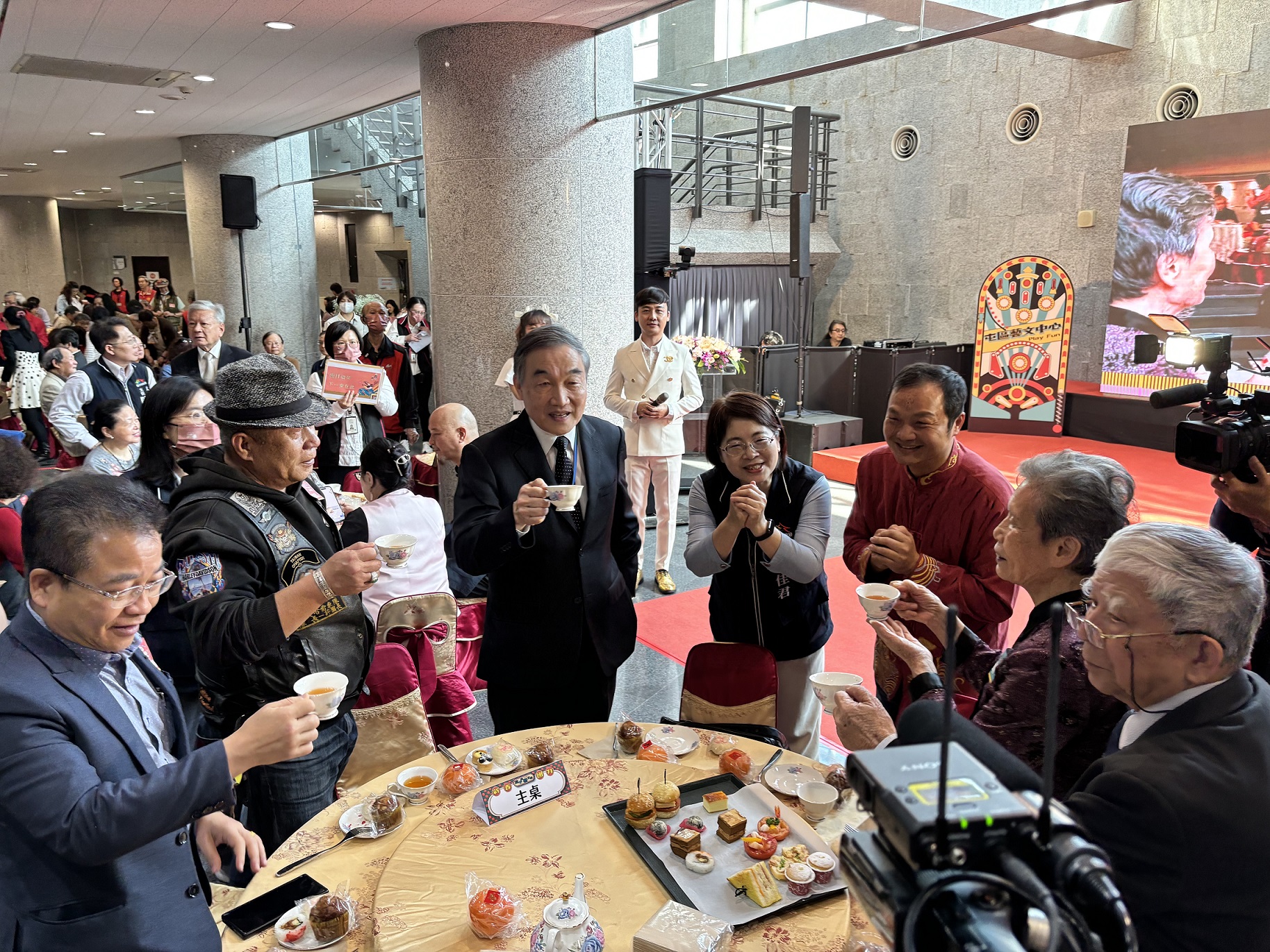 中市藝文界新春團拜  齊心打造幸福宜居的文化城市...