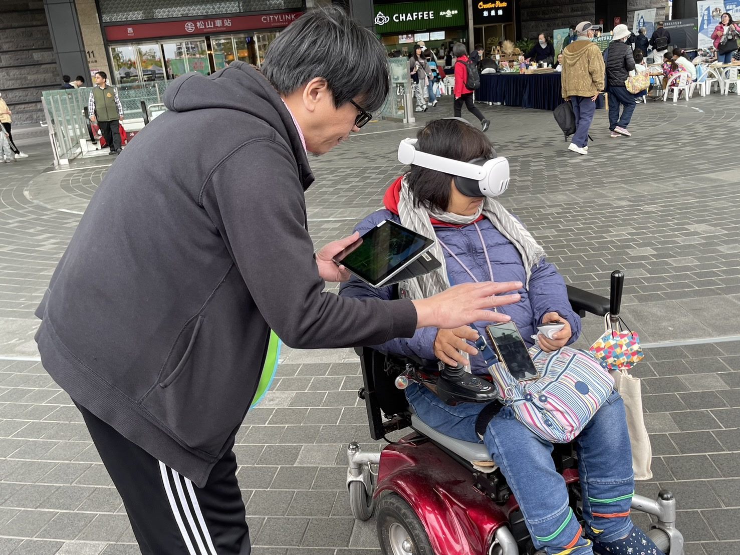 慈濟×PaGamO  環保防災嘉年華會  AR與VR融合環境教育課程登場