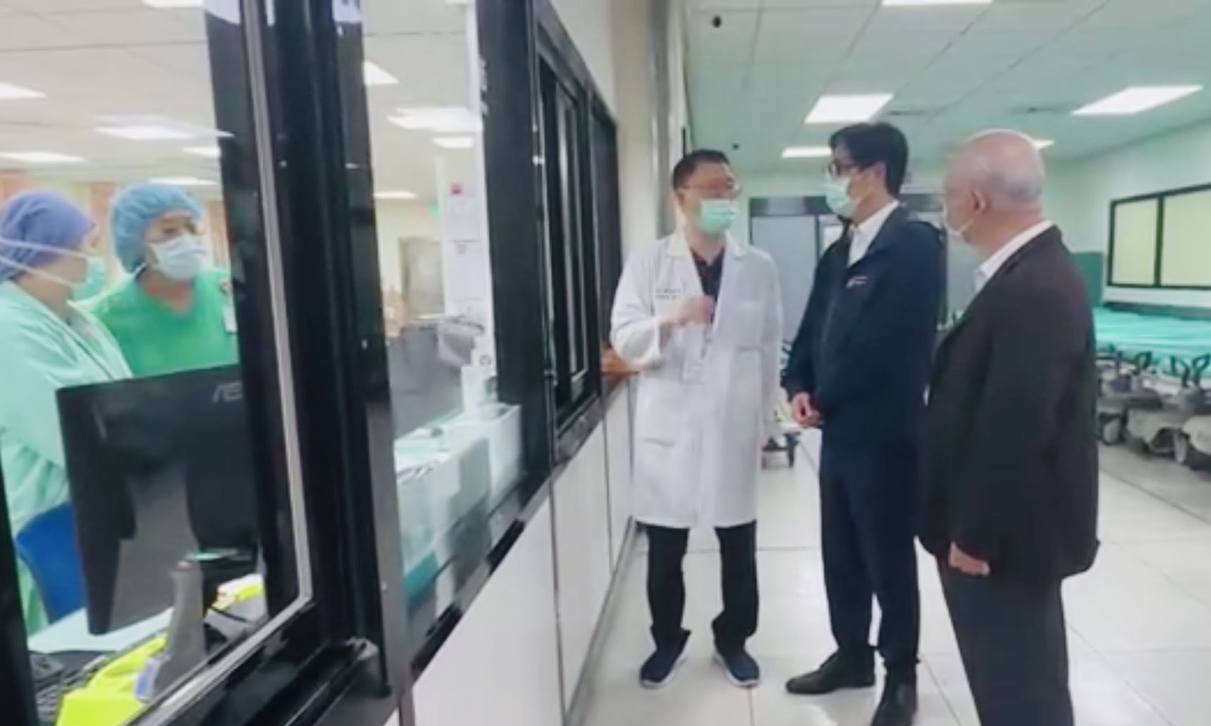 湖內工廠工安意外 高市長趕赴台南2醫院探視傷患
