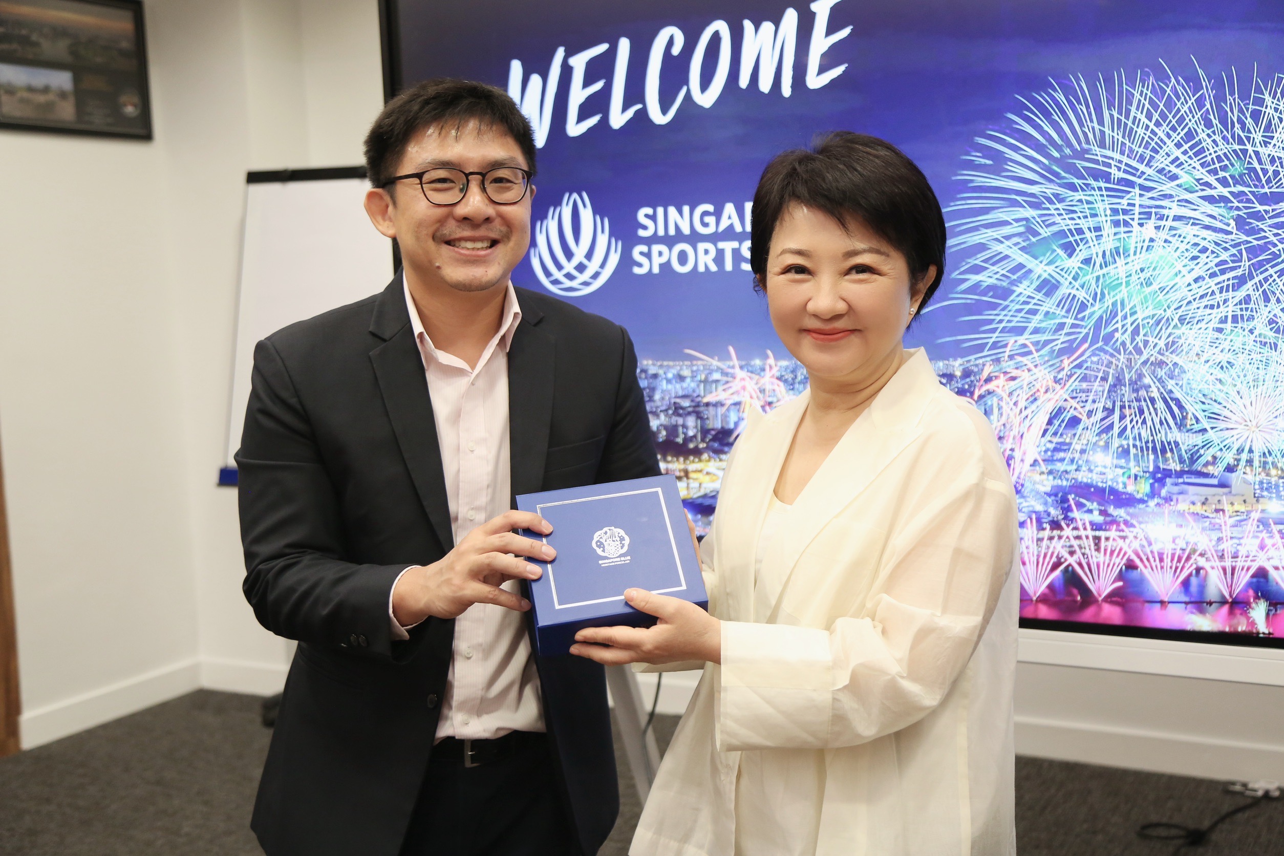 市長拜會新加坡體育局取經 盼創台中巨蛋「演唱會經濟」