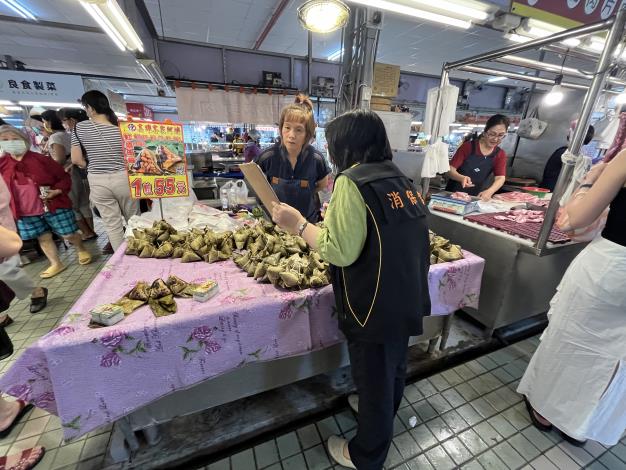 南市府訪查端節粽  平穩價格讓民眾安心購買...