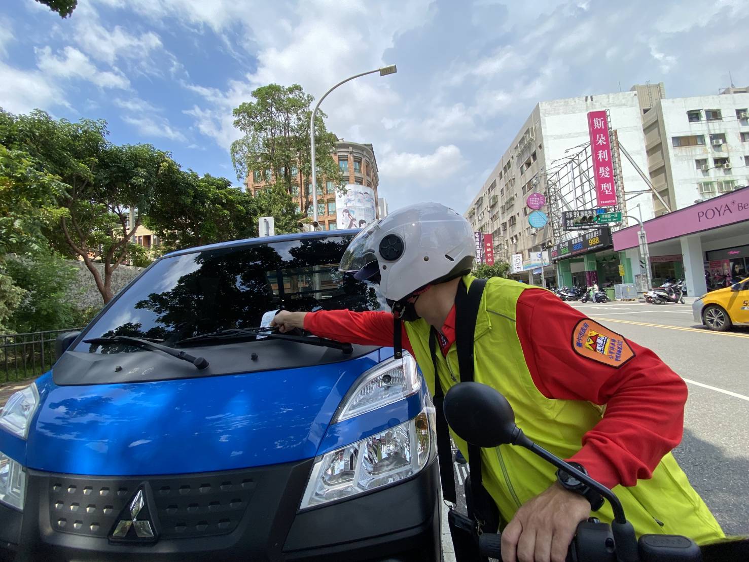 中市交通局行動支付繳停車費 享折扣還可抽機票...