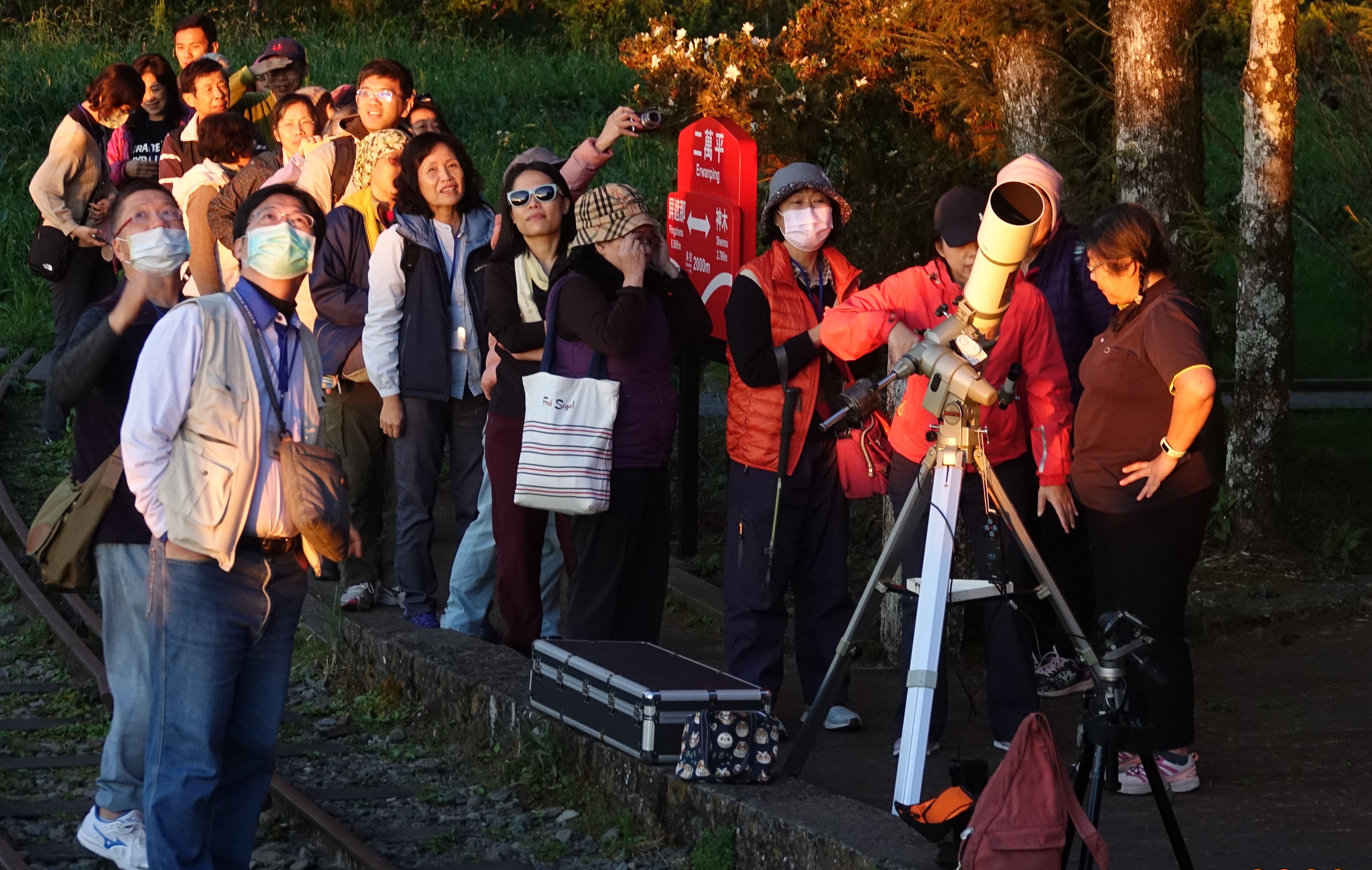  「阿里山野外觀測天文營」絕佳觀星地點認識秋冬星空...