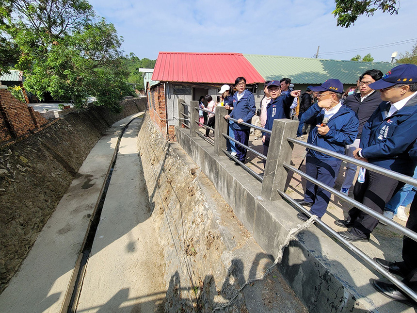 高市府重建軍方圍牆  美術館泥黃色淹水有對策