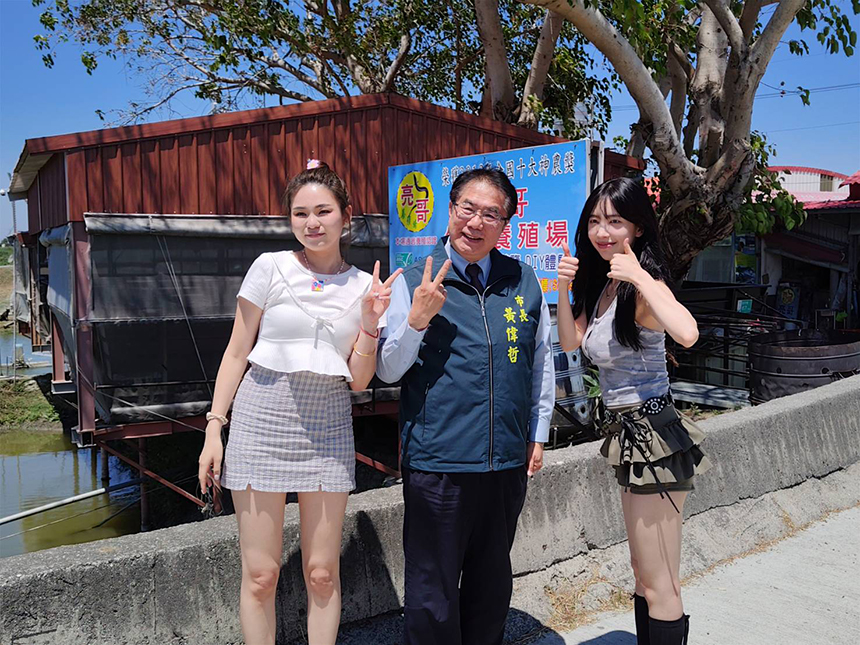 南韓女星尹到怡台南品嚐台灣鯛  與黃偉哲共煮家常菜...