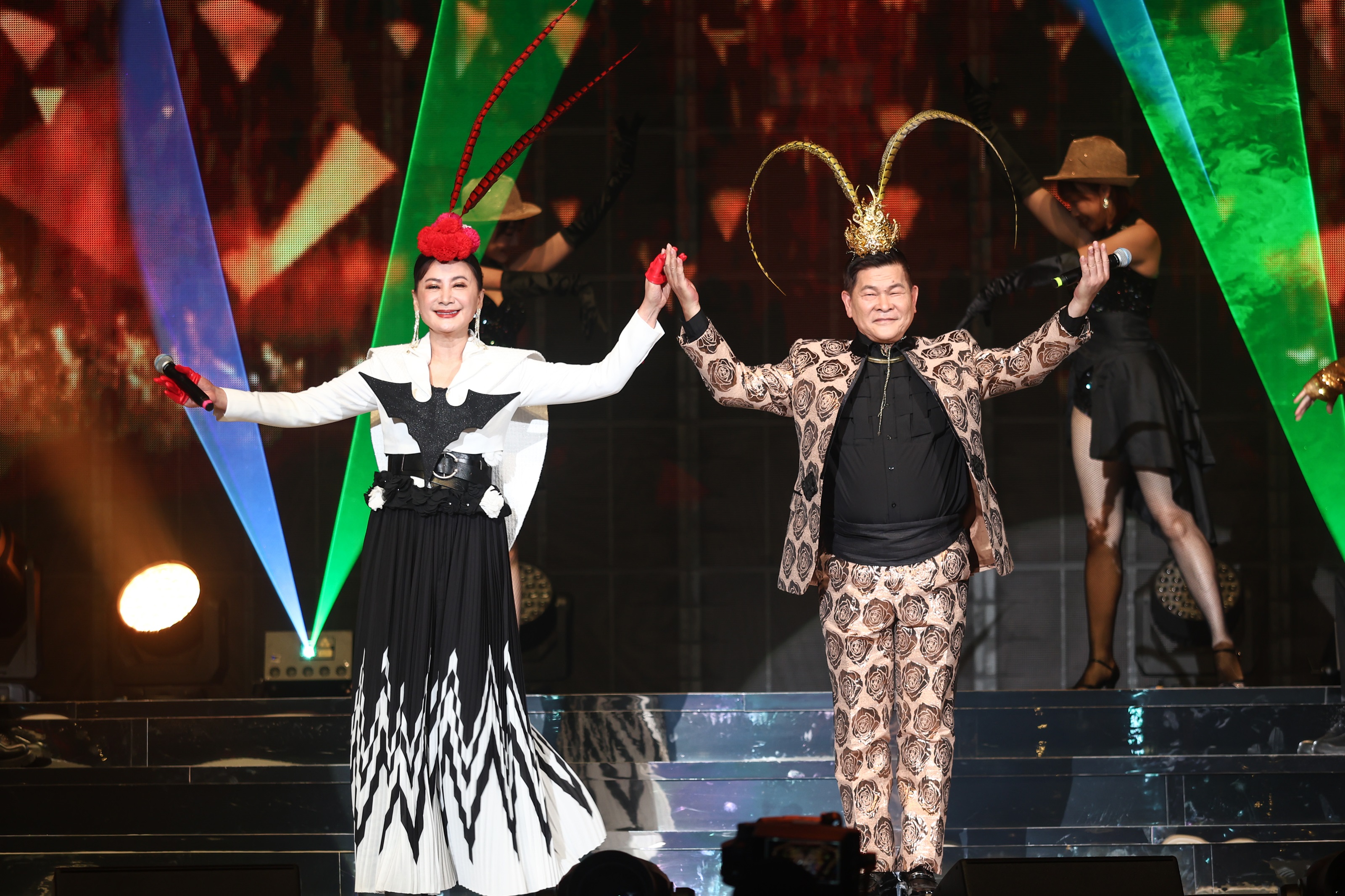 「2025真愛秀  藍寶石大歌廳」演唱會熱鬧開唱   母親節獻上最深的祝福與感謝