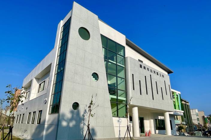 台南白河區公所新廳舍正式啟用   結合蓮花意象獲國家卓越...