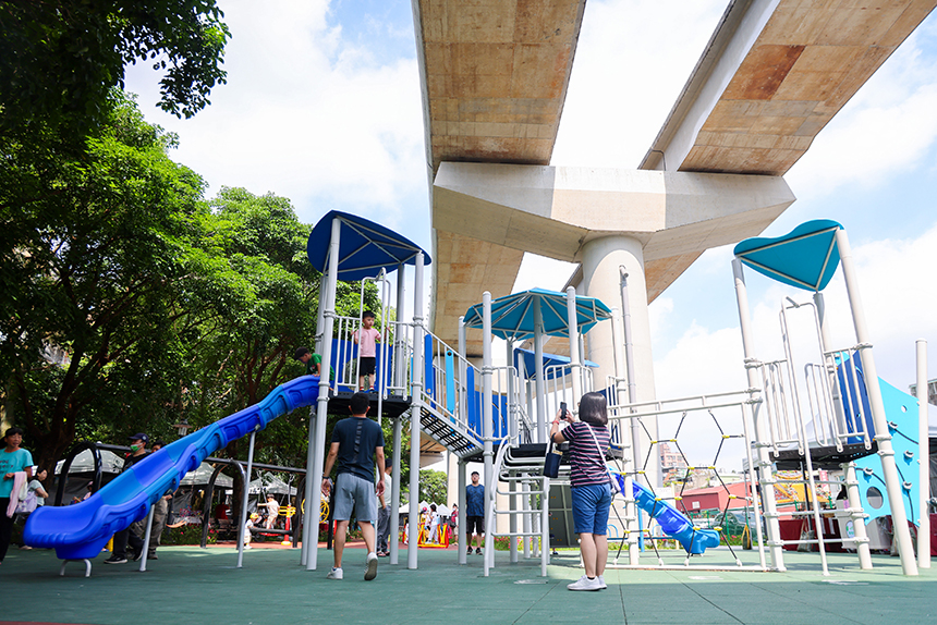 公三公園啟用  侯友宜：三鶯線鶯歌站站有公園
