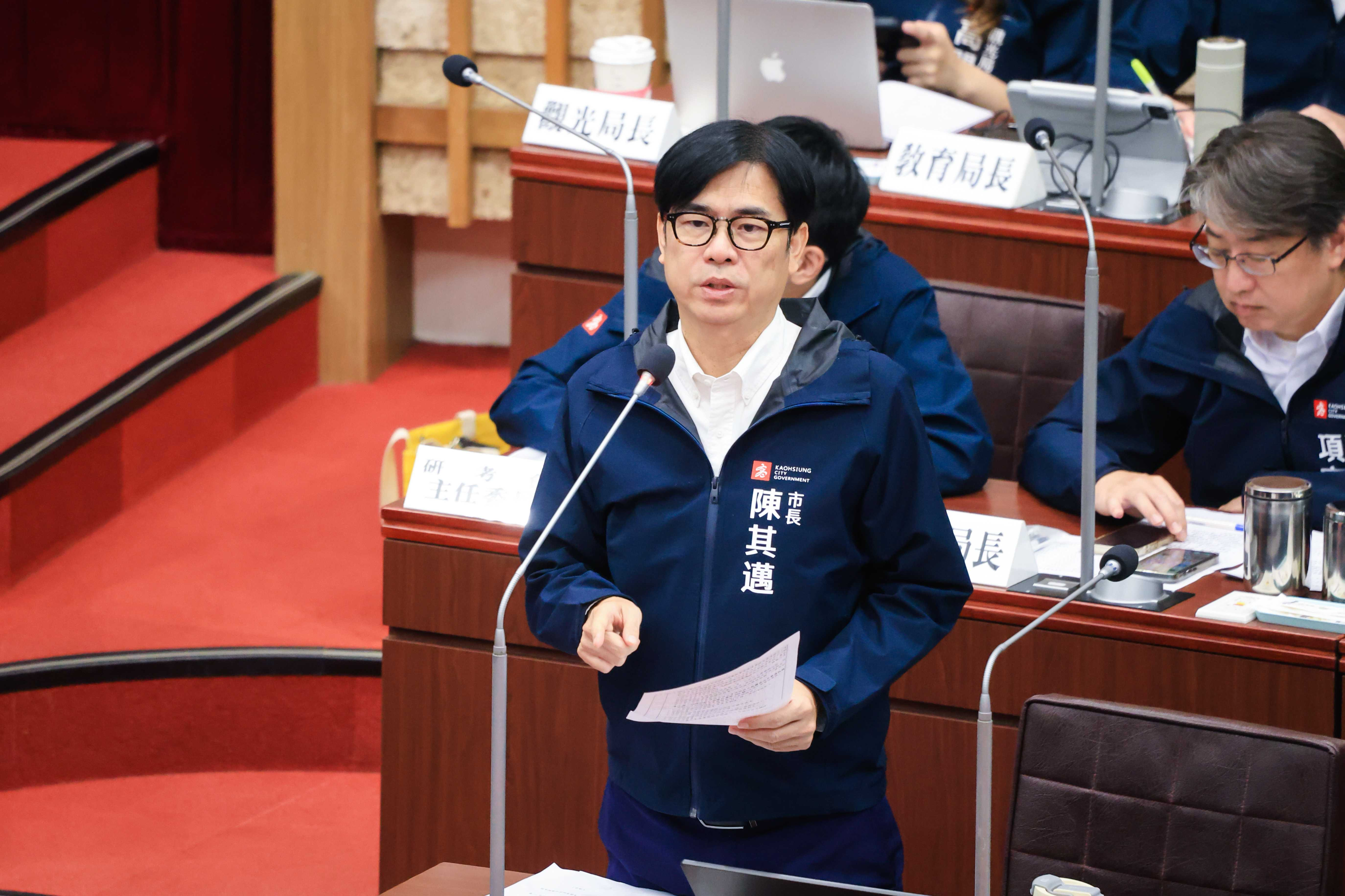 市政總質詢議員關心社宅融合高齡友善設計 陳其邁：規劃社宅社福資源一體整合
