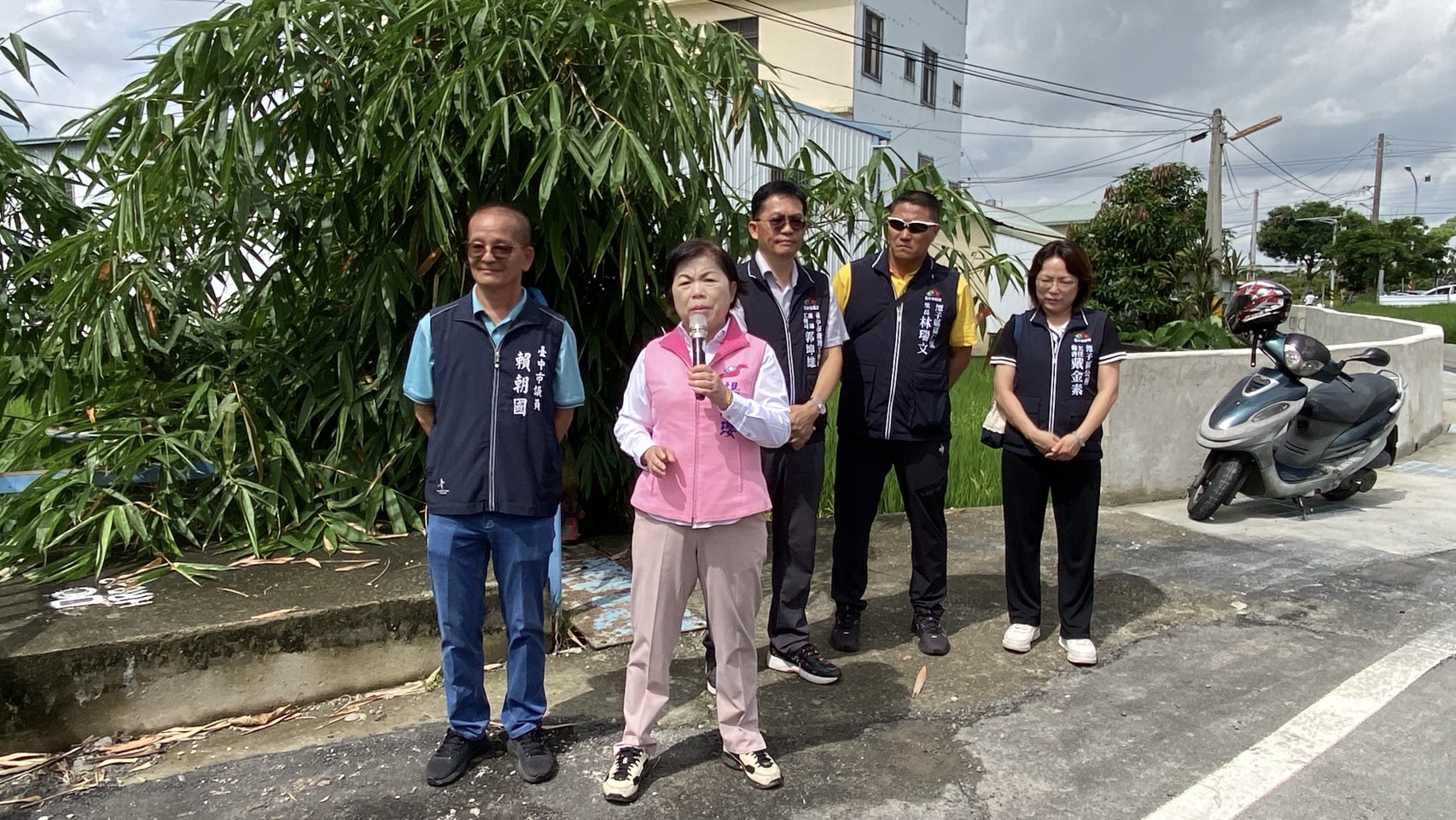 潭子狹橋急彎害車撞護欄   楊瓊瓔力促拓寬8月底完工 