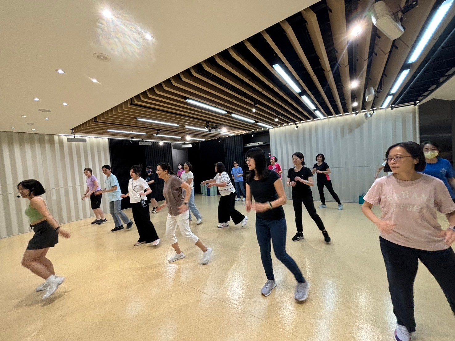 新北女性專屬運動課程 五大行政區同步開課免費報名中...