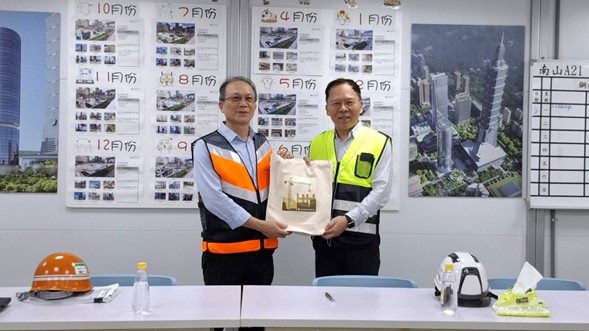 預防戶外作業熱危害 北市勞動局長現場了解營造工地預防措...