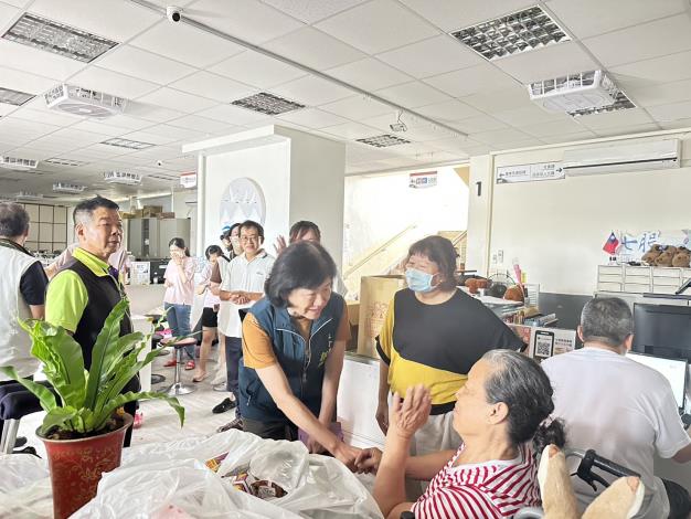無處不在卻默默用心的溫暖英雄   社會局社工全力協助災後重建與生活穩定