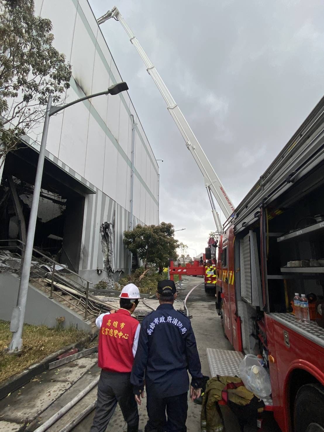 小港三元能源火警火勢熄滅    市府持續留守監控