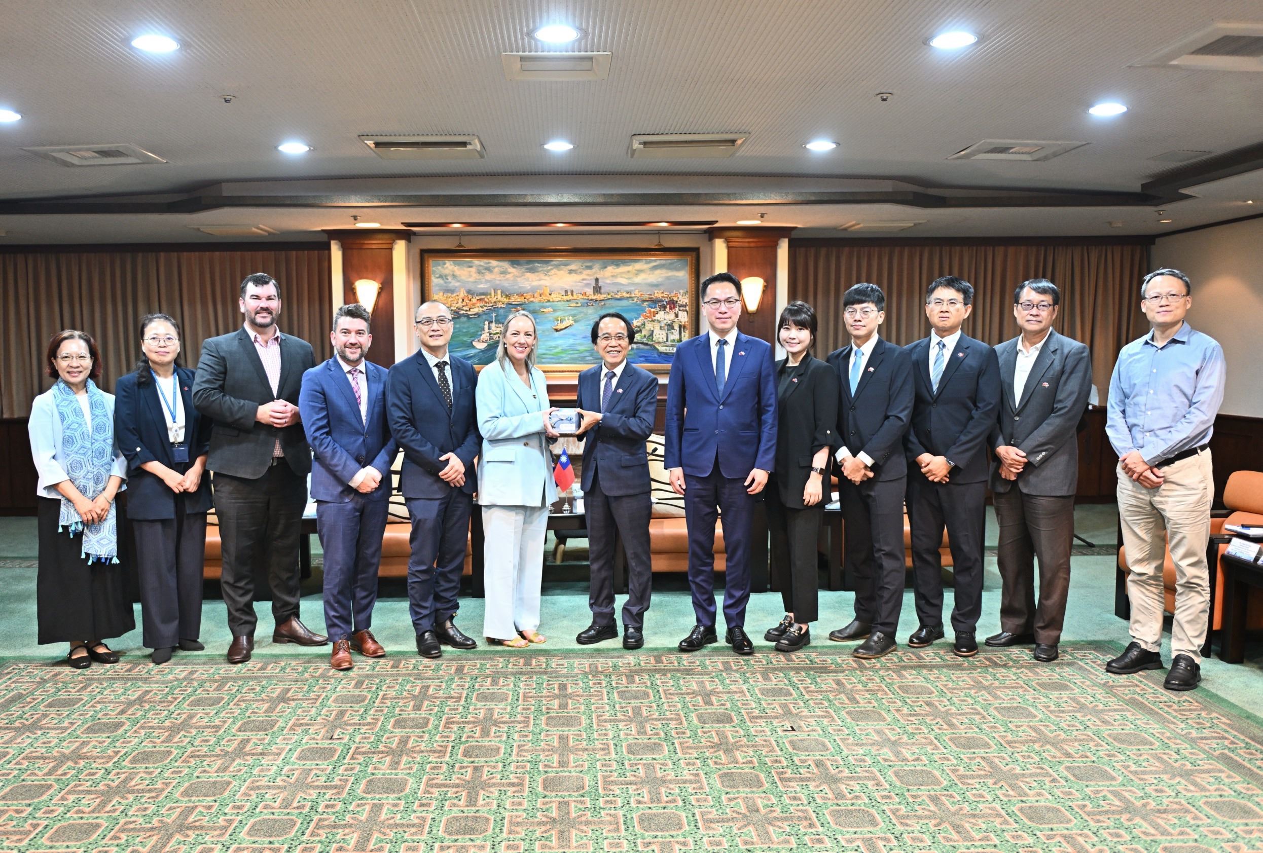 澳洲跨黨派州議員拜會高雄市政府   推動城市治理合作