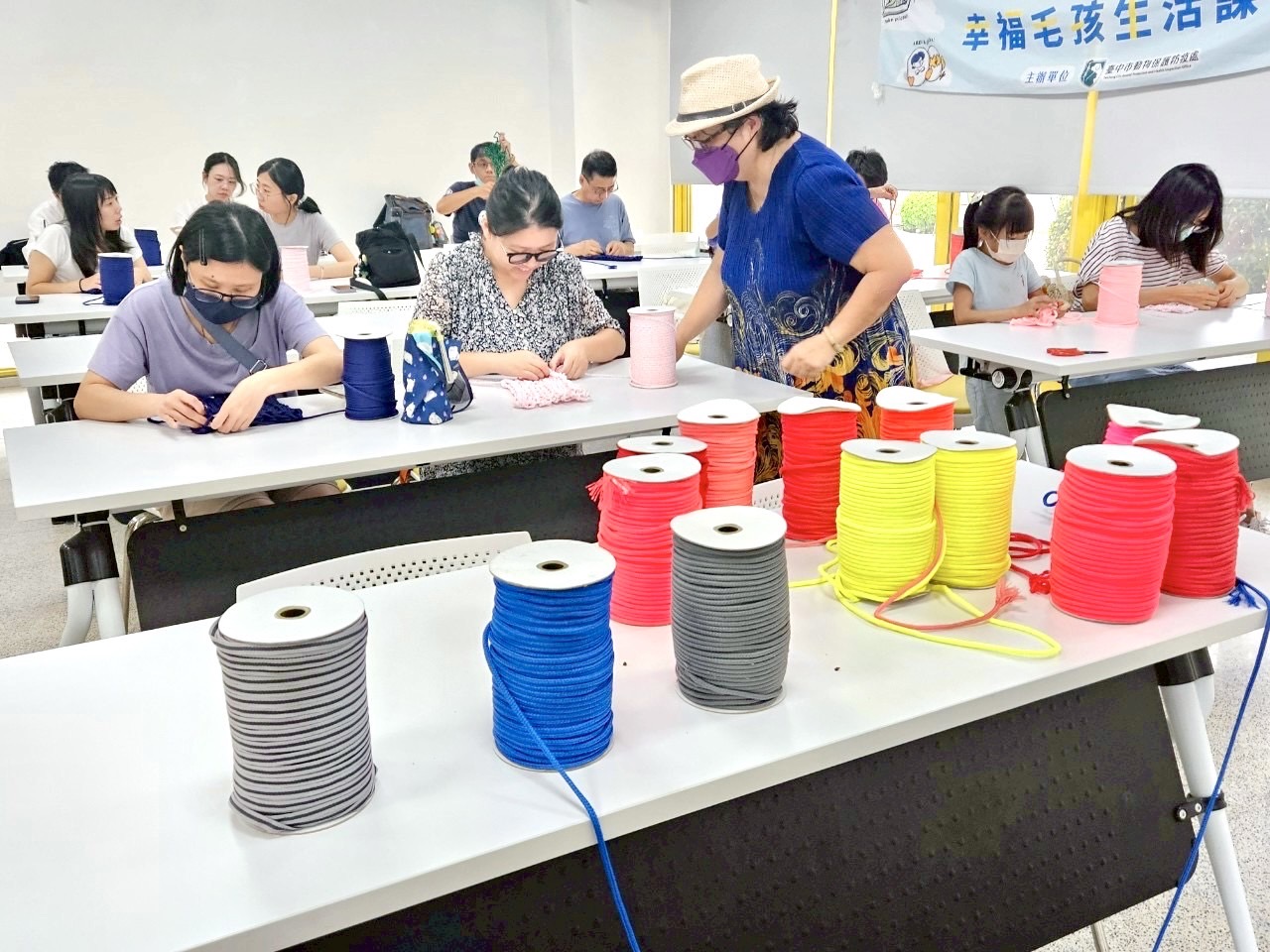 讓愛的心意正循環！ 動保處教你手作毛孩提袋...