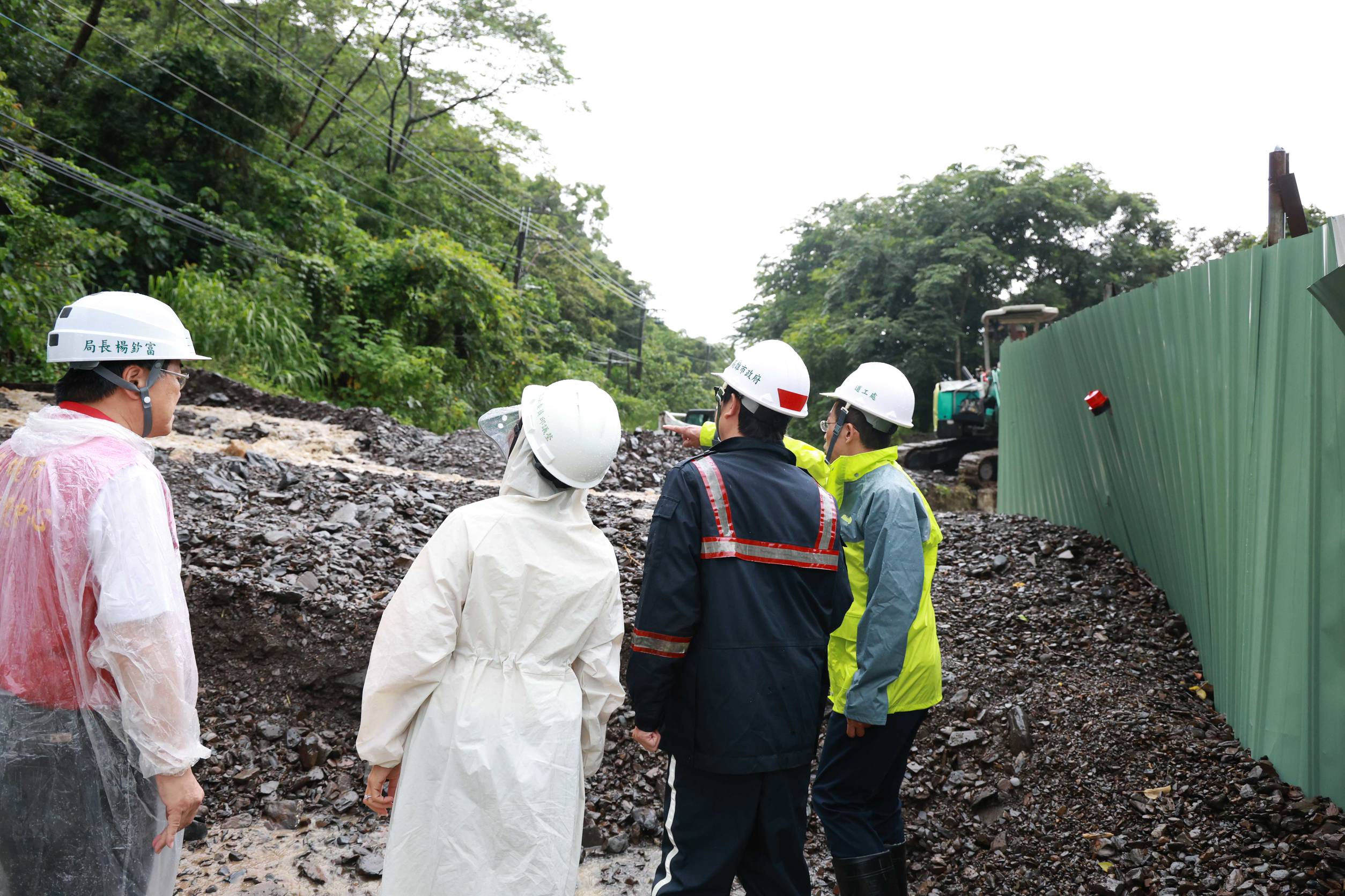 西南氣流強降雨持續影響高雄山區 陳其邁赴六龜視察...