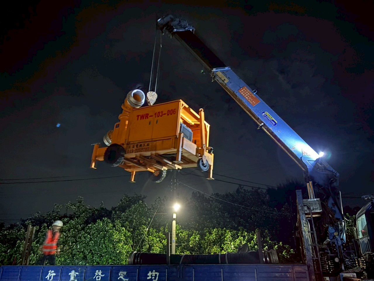 調派大型抽水機馳援  台中水利局投入雲林救災...