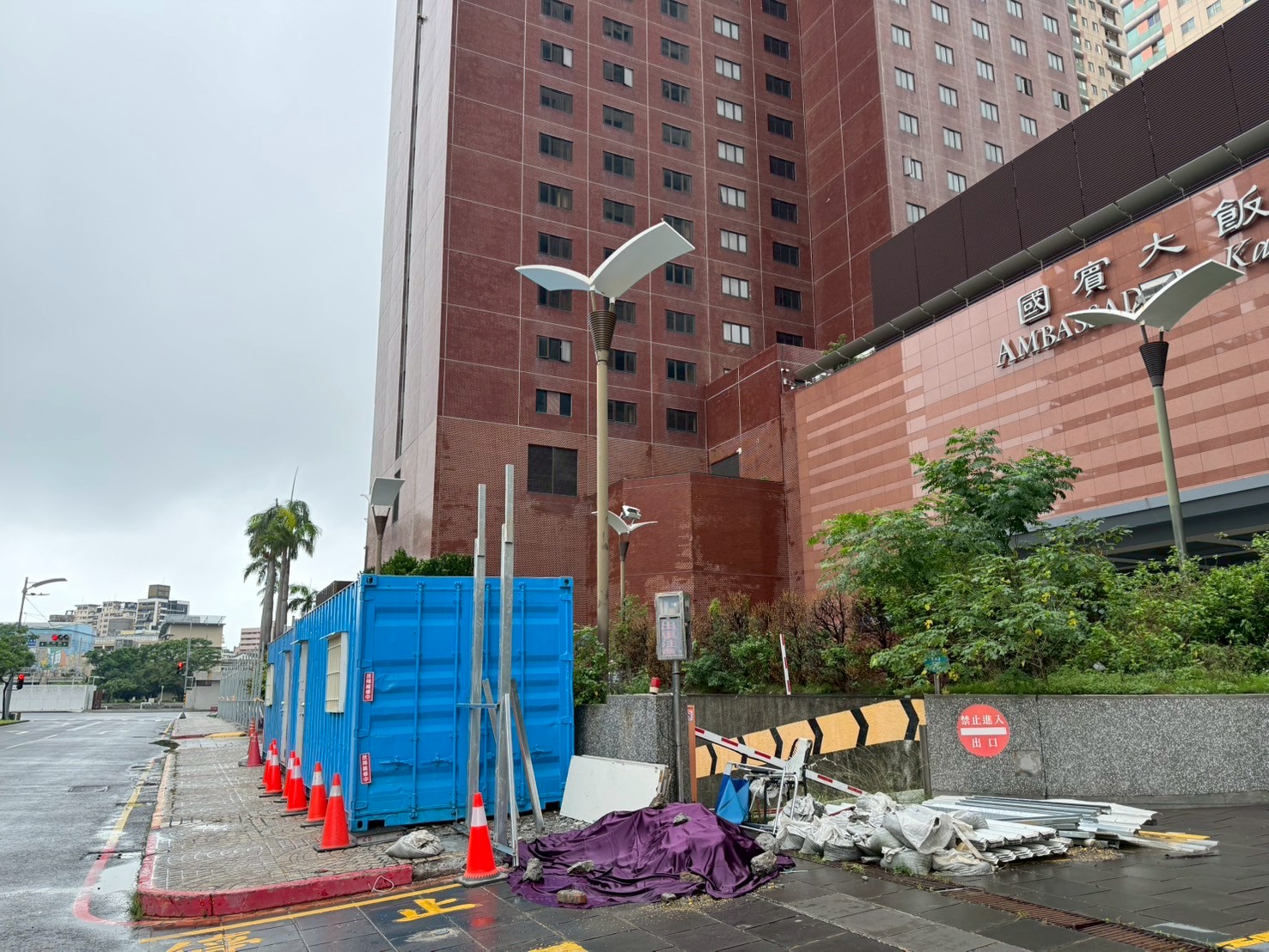 國賓危老重建案之拆除許可 依法依規核發...