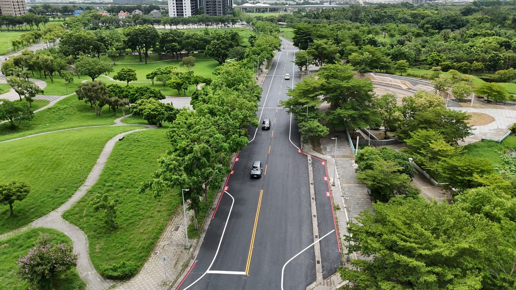 橋頭橋新一路路面翻新   提升區域行車安全...